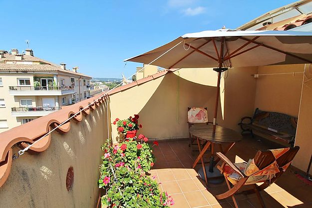 DUPLEX PENTHOUSE WITH TERRACE IN PALAMÓS
